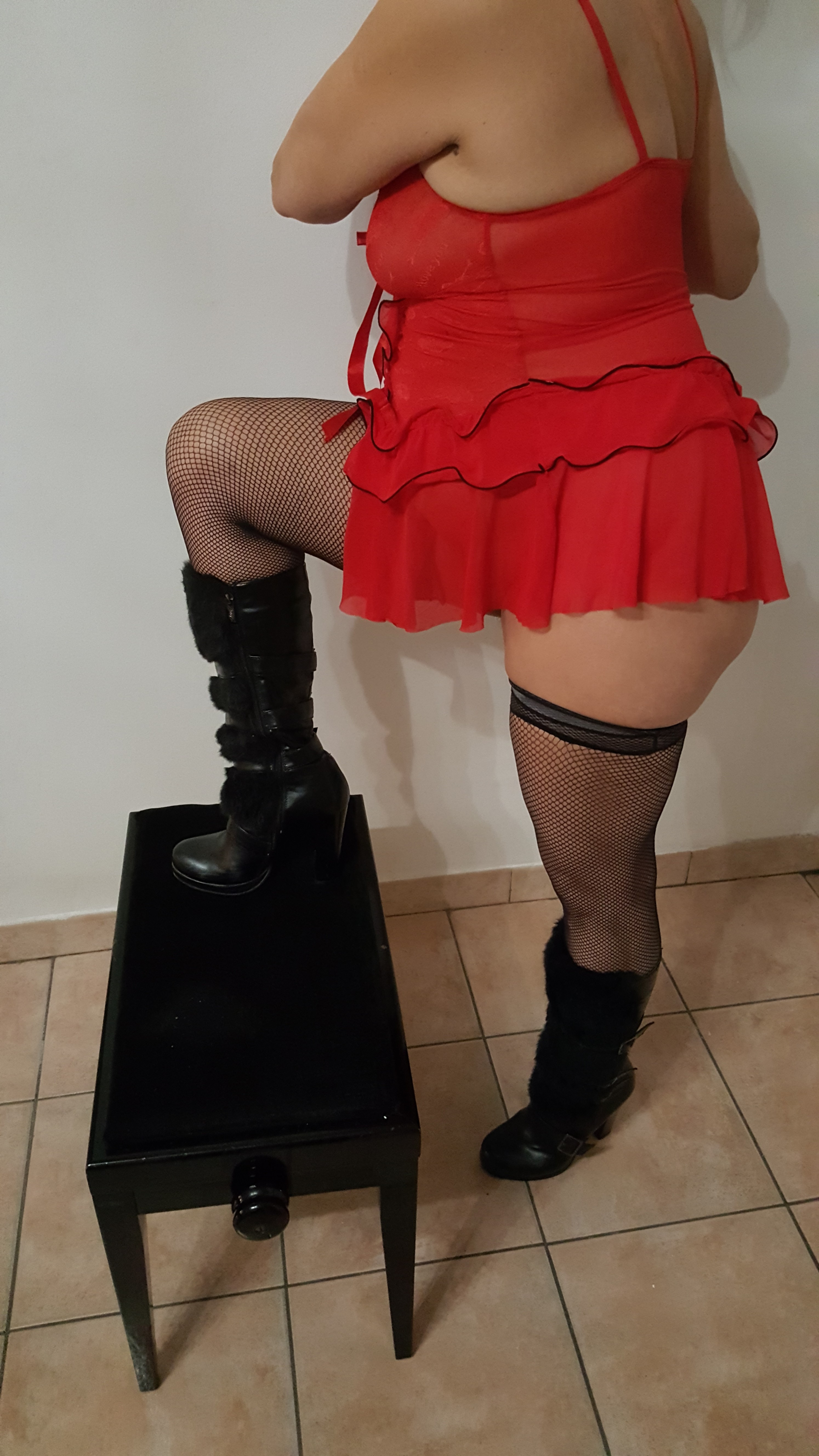 Busty milf tube Busty milf tube