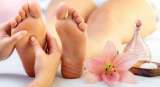 Massage pieds gratuit pour femmes par un soumis