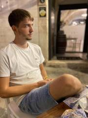Jeune homme de 23 ans cherche femme