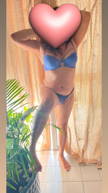 Joven mujer criolla mestiza.