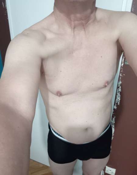 H 58 ans, rech un couple, couple bi pour naturiste