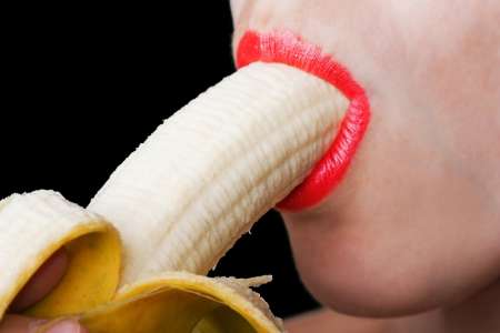 Jeune Homme cherche une femme pour fellation -pipe