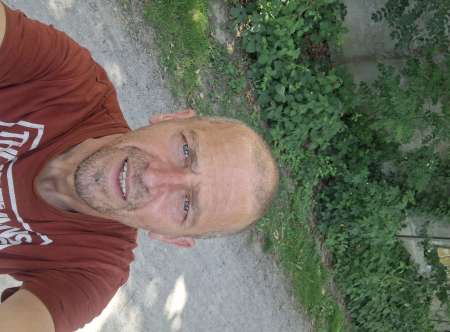 Recherche femme ou couples
