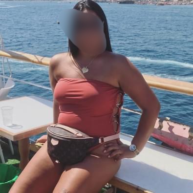 Coquine sérieuse et disponible en déplacement