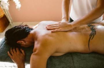 Massage bien-�tre et sensuel r�serv� aux femmes
