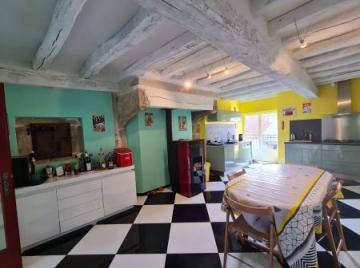 Maison ancienne r�nov�e, terrain arbor� - au calme