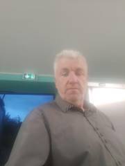 Homme recherche des femme ou des couple pour trio