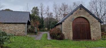 Long�re 205m2 avec 4 d�pendances&puits&four � pain