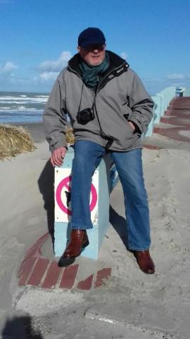 RECHERCHE DOMINATRICE