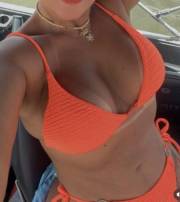 Vik hermosa chica latina vib