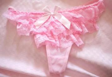 H cherche jeune femme tr�s c�r�brale � �duquer