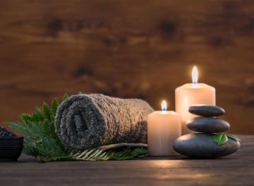 Massage naturiste professionnel et d�tente absolue