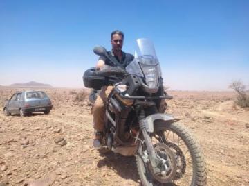 M�le arabe m�re bien