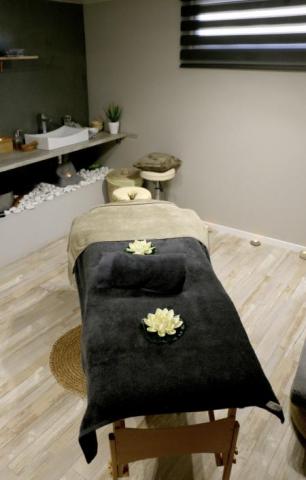 Homme black propose massage uniquement pour femme