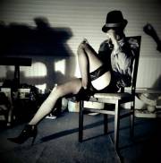 Femme p�tillante et respectueuse avide de nouvelles exp�riences intenses