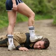 me marcher dessus, pi�tiner