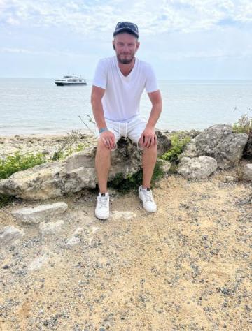 Homme cherchant moment charmant
