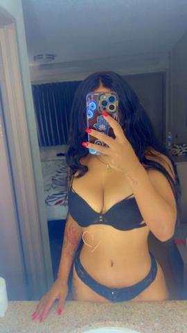 Karolina shatta Latina