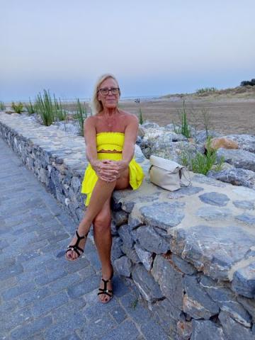 FEMME MURE JOUEUSE RENCONTRE SENSUELLE