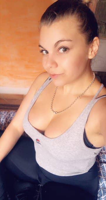 Jolie Femme Belle Sympa