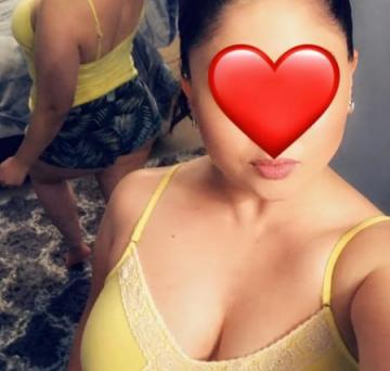Jeune fille � Oran, ouverte � toutes les pratique