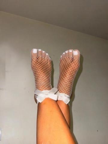 Femme aux jolie pieds
