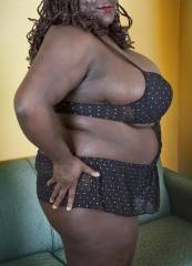 femme mature a gros seins