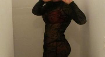 Brunette sympa pour rdv coquin