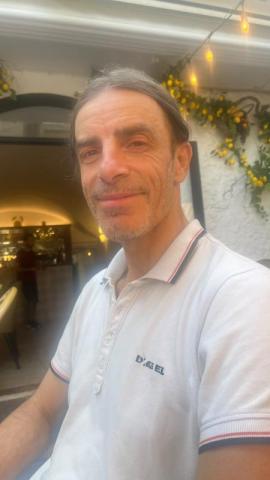 Homme 51ans cherche femme avec grosse poitrine