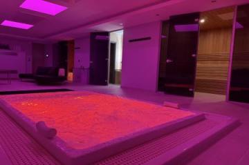 Massage dans un superbe Spa priv� gratuit