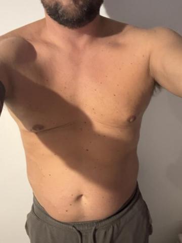 Je cherche femme, trans ou homme non v�nale