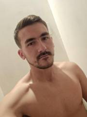 Homme cherche femme pour plan Q