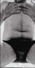 H cherche rencontre sur l'�le de R�
