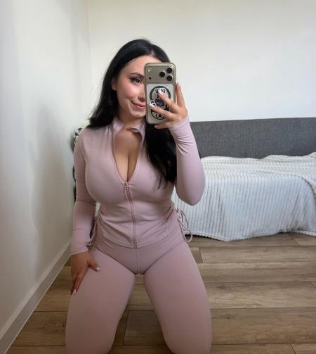 Real and Virtual Hot Encounter