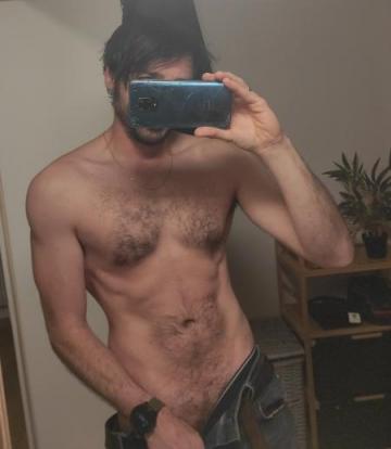 Jeune homme en recherche