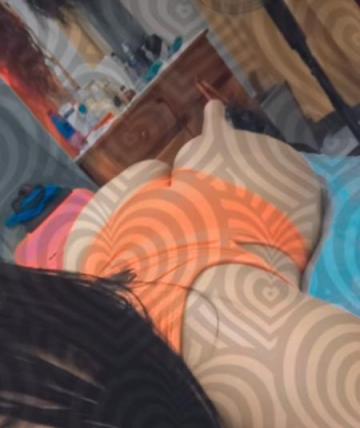 Salut scort disponible