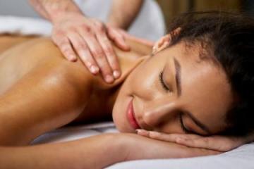 Recherche mod�le f�minin pour massage