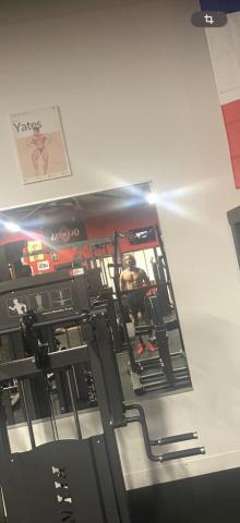 Recherche une femme 20/40 ans