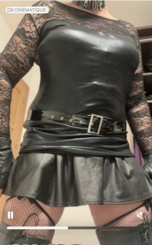 LOPE DOCILE EN MODE TRAVESTI CH HOMMES ACTIFS