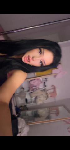 Latina maitresse de 18 ans