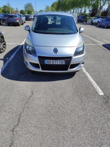 VENDS SCENIC RENAULT