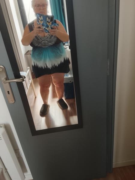 Escort in Agde, 75