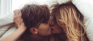 Homme cherche femme pour faire l'amour.