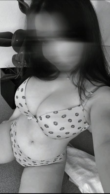 Moment sensuel avec femme coquine masseuse pro