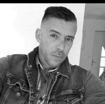 Homme pour satisfaire femme mure