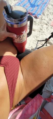 Je m'appelle Stella je suis disponible