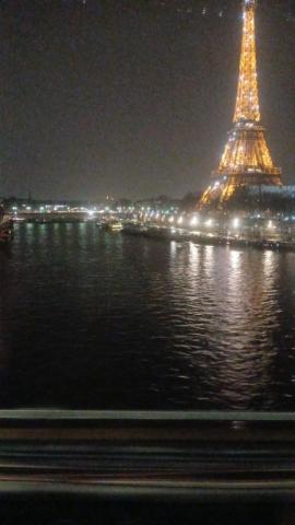 C�lins et caresses pour femme