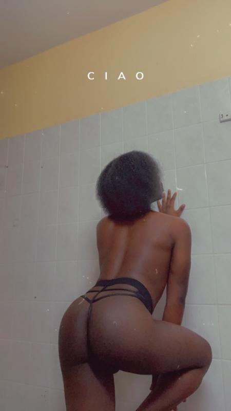 Mec très coquineee, ta bite, ma chatte, tes envies