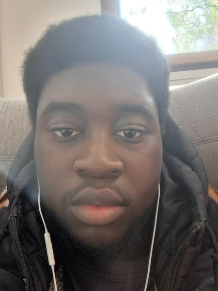 Homme moche cherche femme