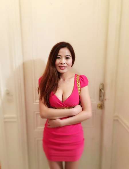 masseuse gros seins magnifique poitrine masseuse gros seins magnifique poitrine